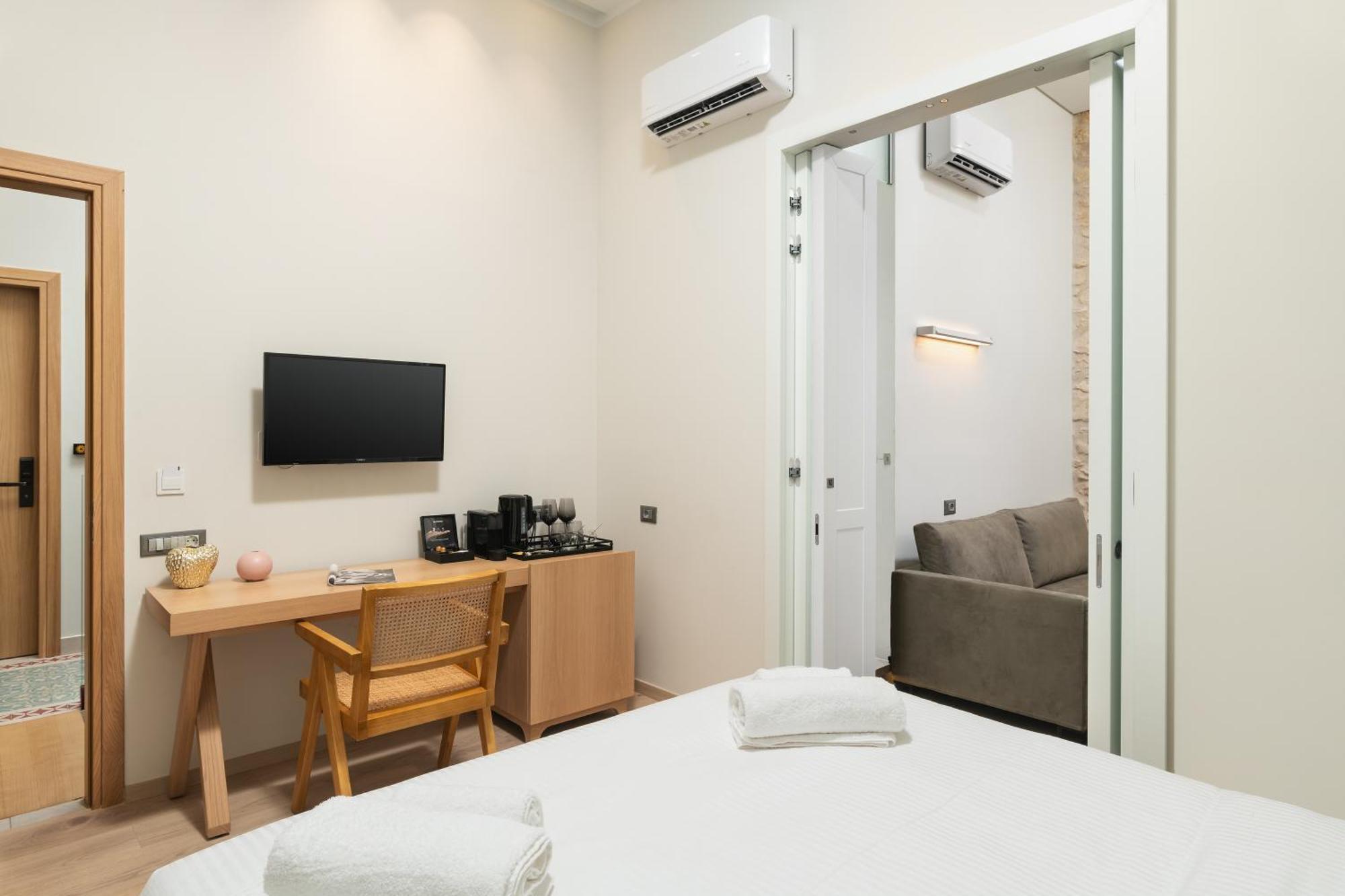 חאניה The Alma City Hotel מראה חיצוני תמונה