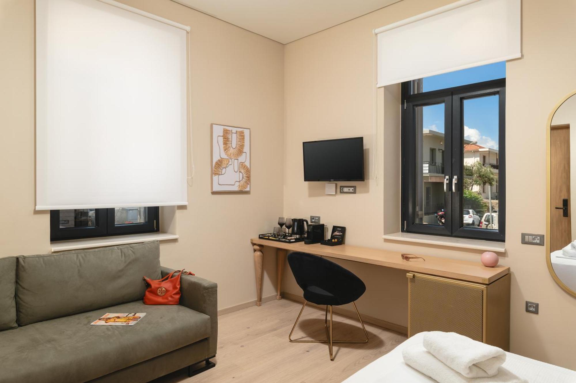 חאניה The Alma City Hotel מראה חיצוני תמונה