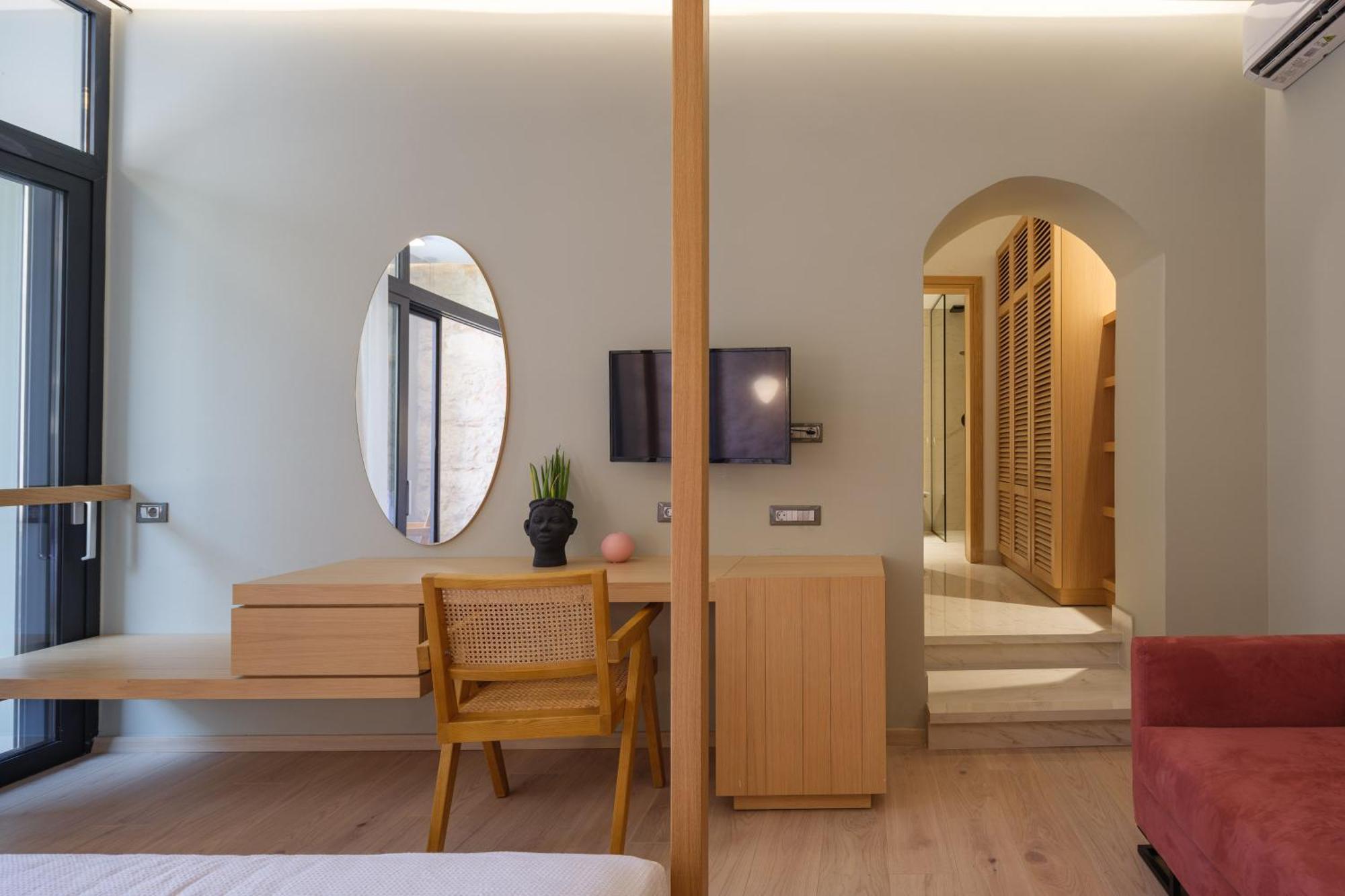 חאניה The Alma City Hotel מראה חיצוני תמונה