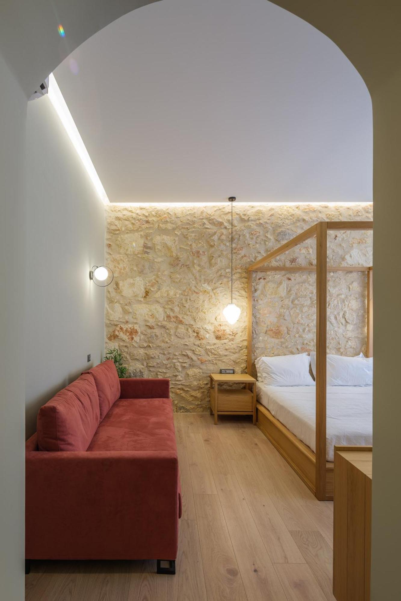 חאניה The Alma City Hotel מראה חיצוני תמונה
